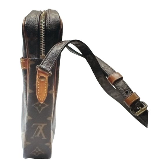 Louis Vuitton Vintage Danube Monogram Shoulder or Crossbody Bag Unisex - Picture 7 of 15